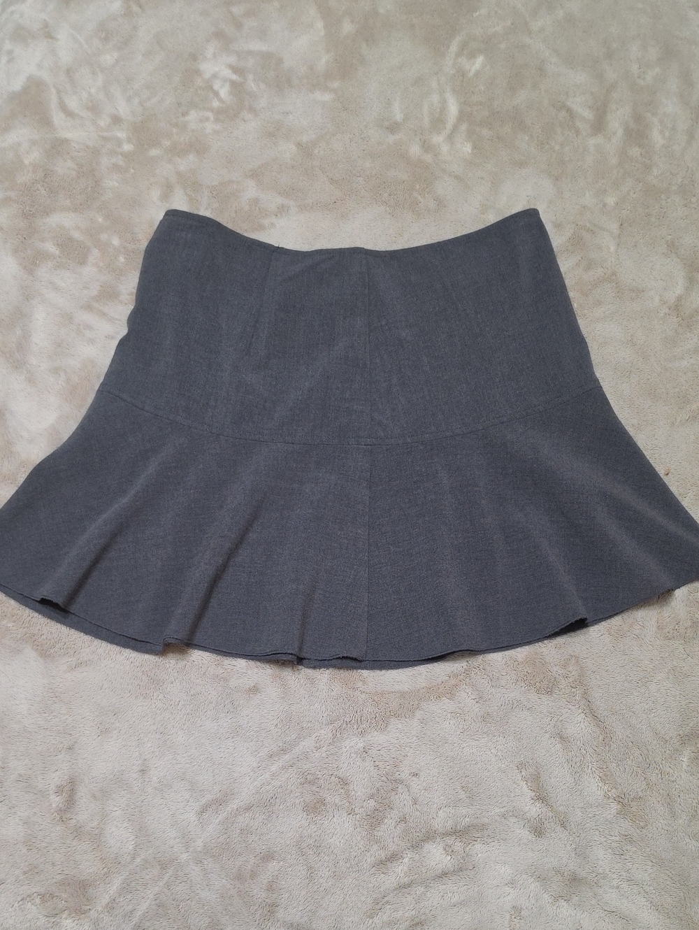 High-Waist Flared Women's Skirt in Charcoal Gray